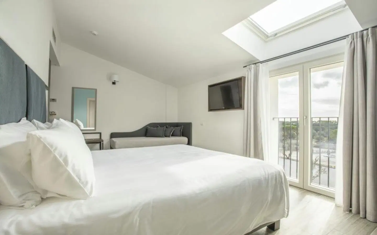 Riva Toscana Golf Resort & SPA ROOM_EXAMPLE