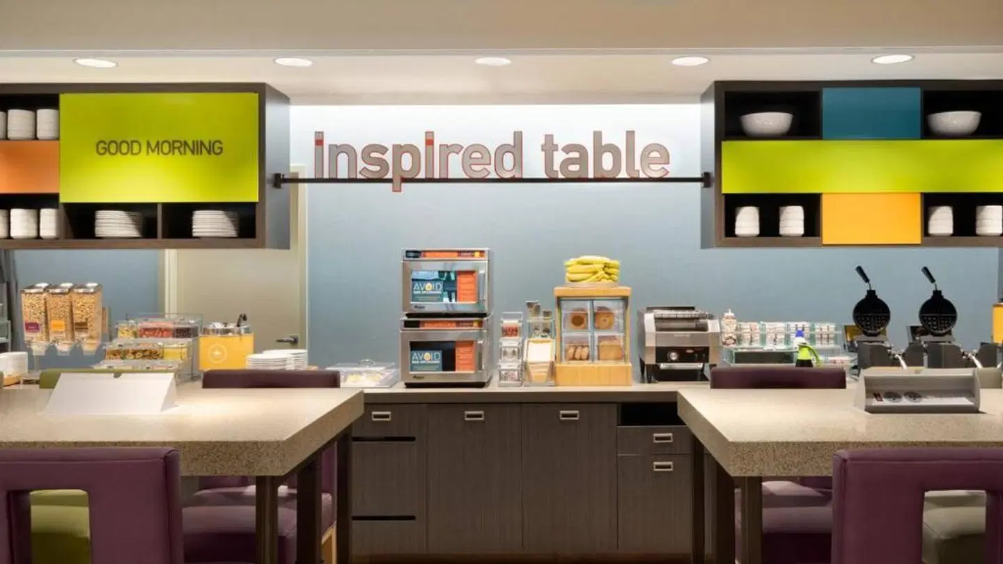 Home2 Suites Lake Havasu City, Az Bar