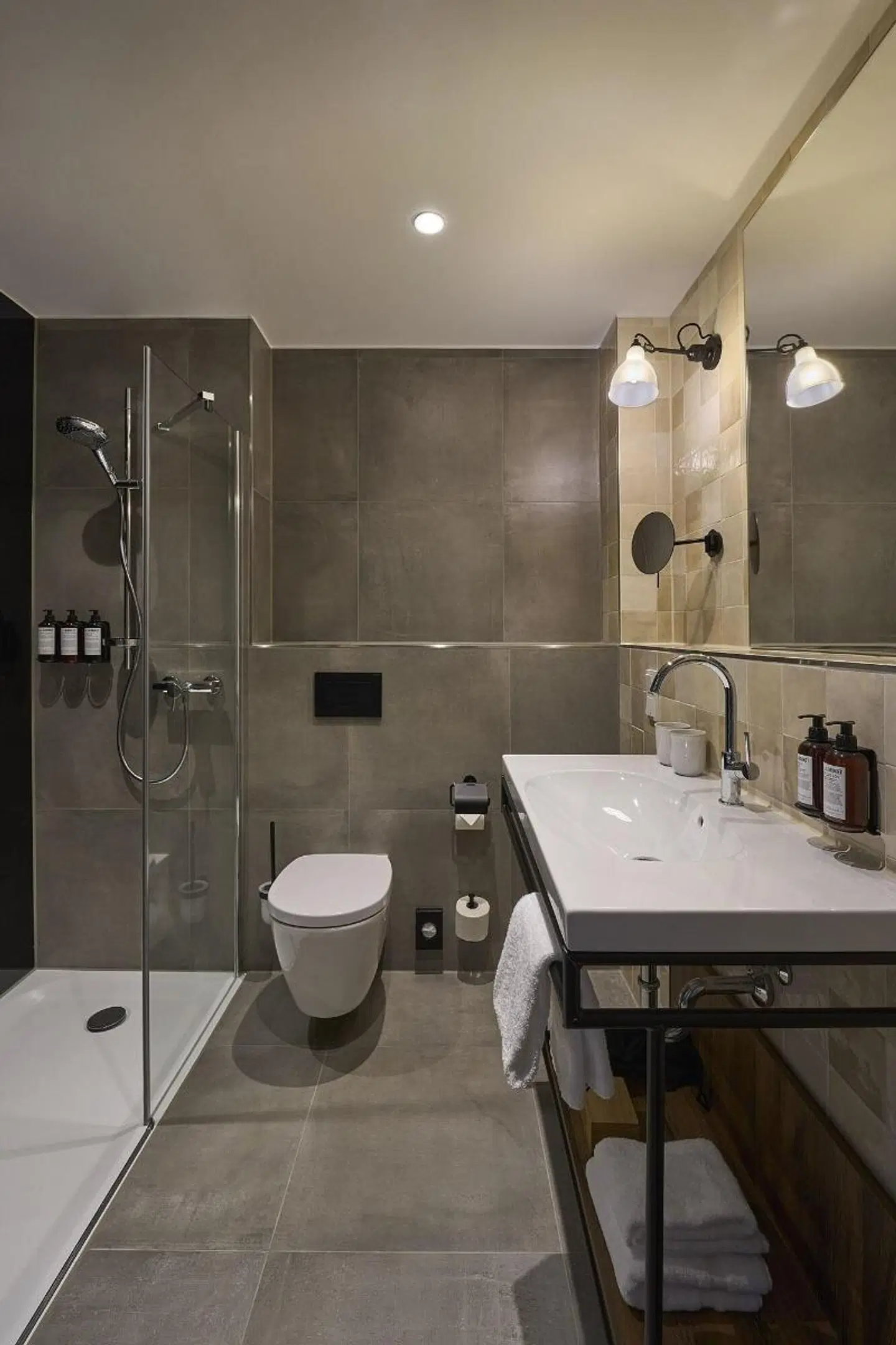 FREIgeist Homes - Serviced Apartments Badezimmer