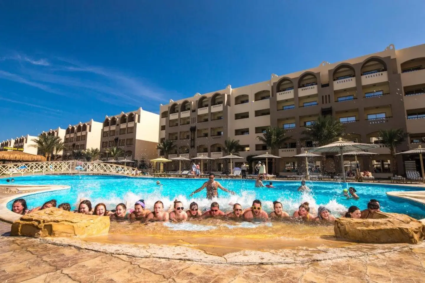 El Karma Aqua Beach Resort OUTDOOR_POOL