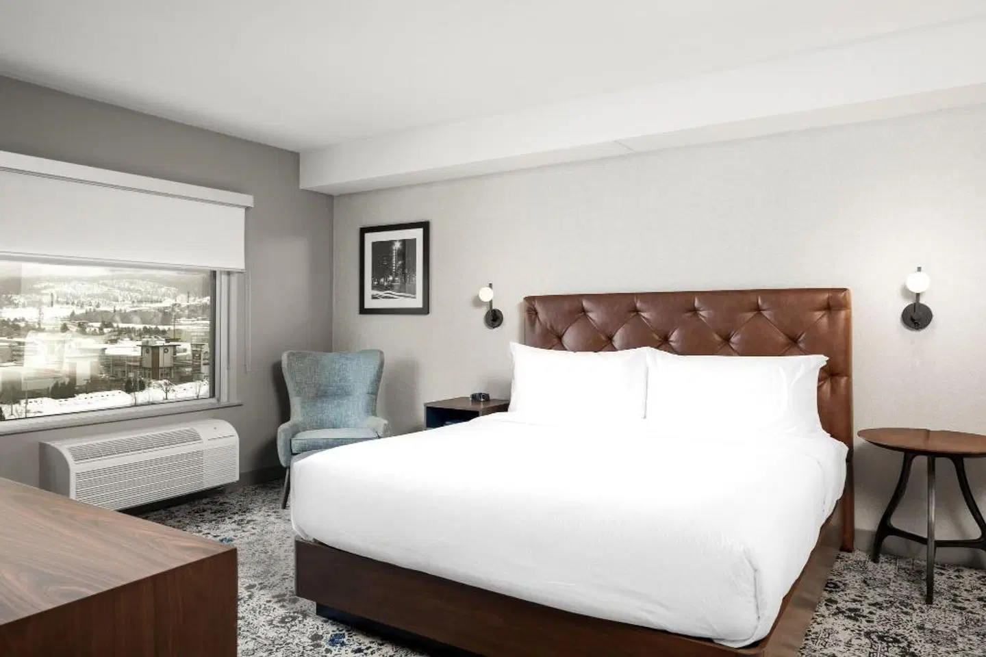 Four Points by Sheraton Kelowna Airport ROOM_EXAMPLE