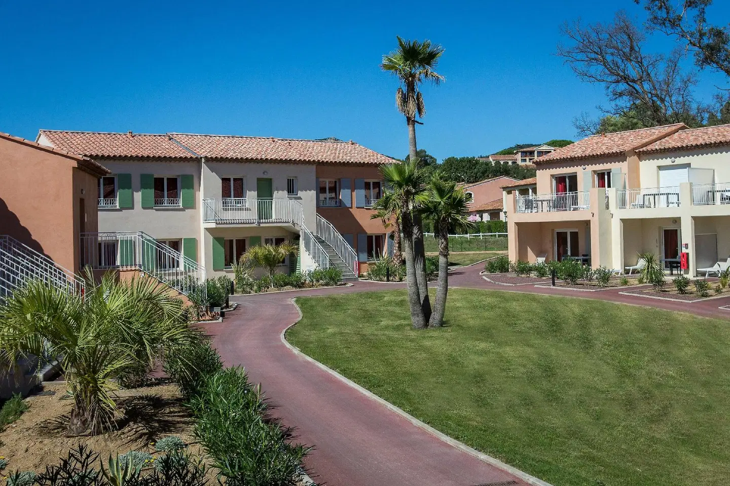 Les Perles de Saint Tropez Garten