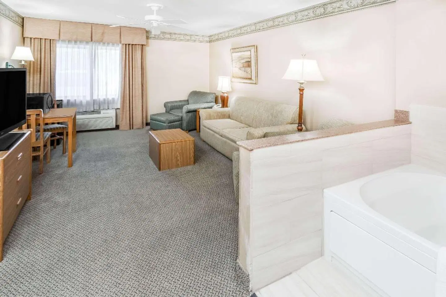 Baymont by Wyndham Champaign ROOM_EXAMPLE