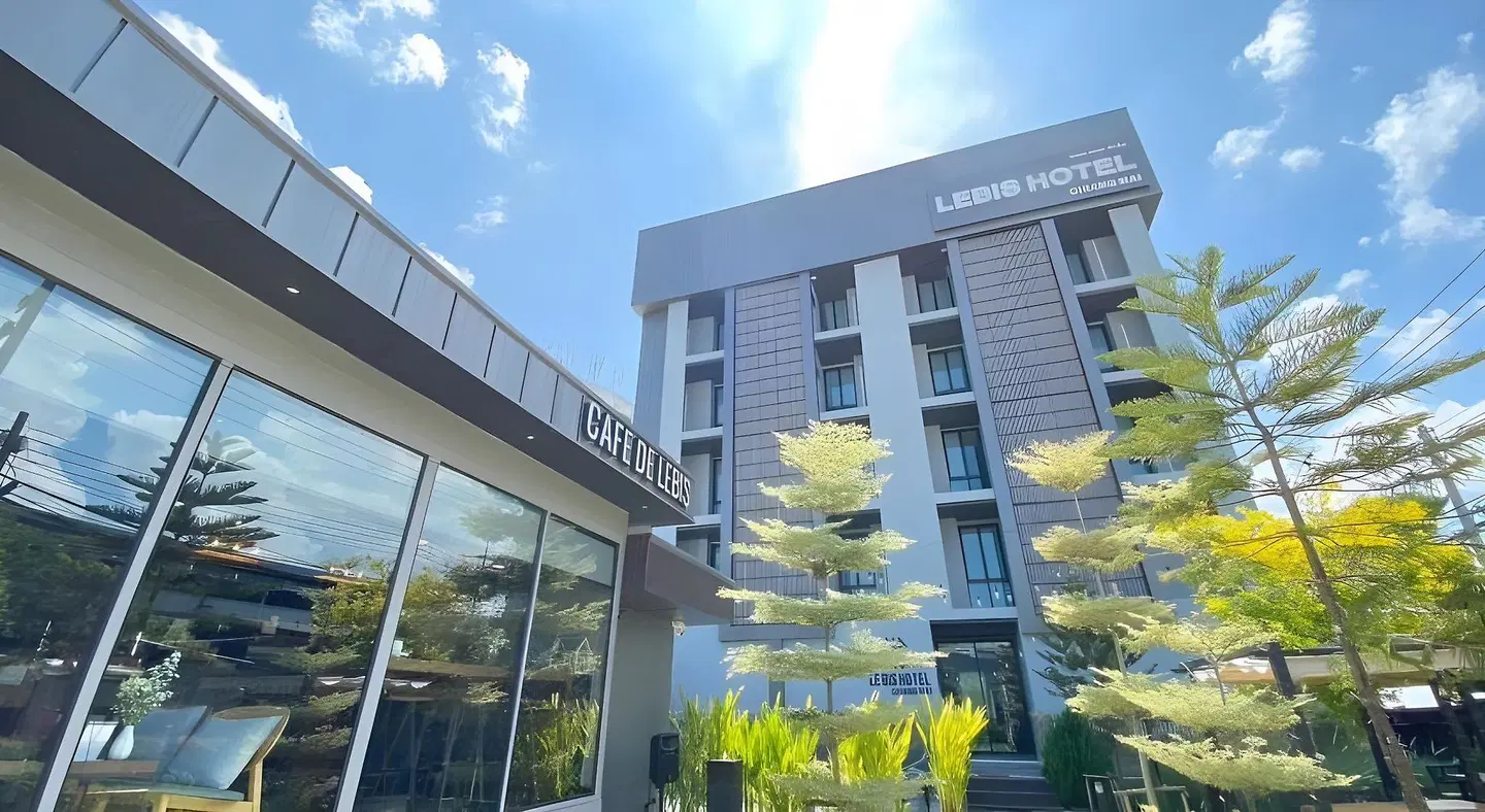 Le Bis Hotel EXTERIOR