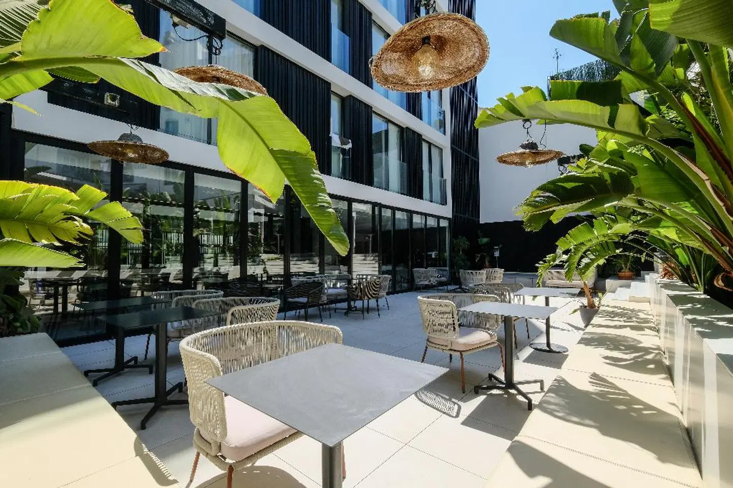 azuLine M Hotel Terrasse