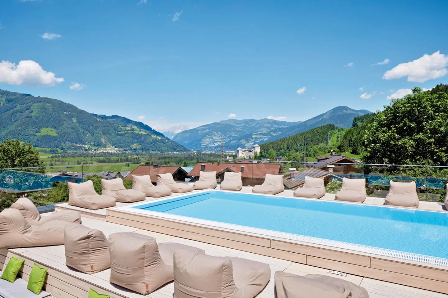 ever.grün KAPRUN OUTDOOR_POOL