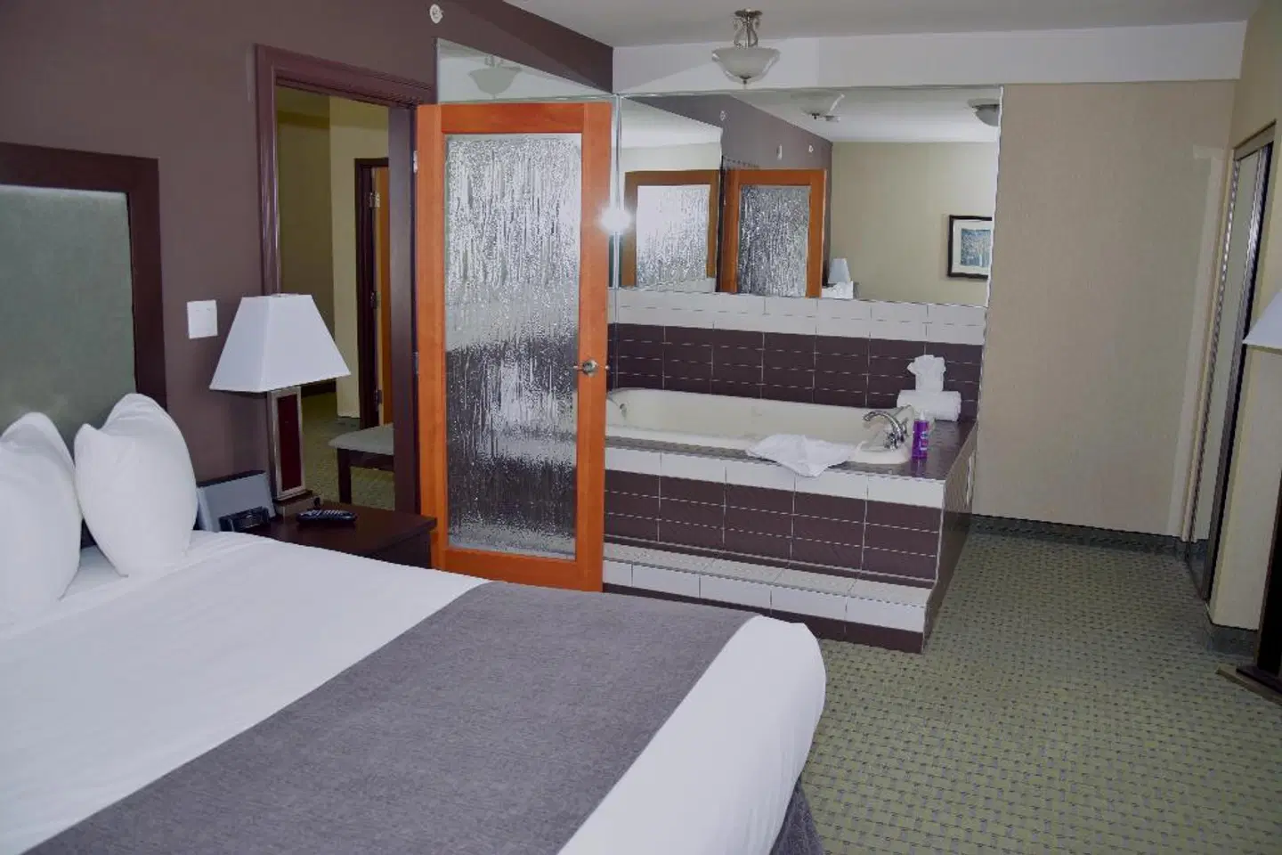Coast Lethbridge Hotel & Conference Centre ROOM_EXAMPLE
