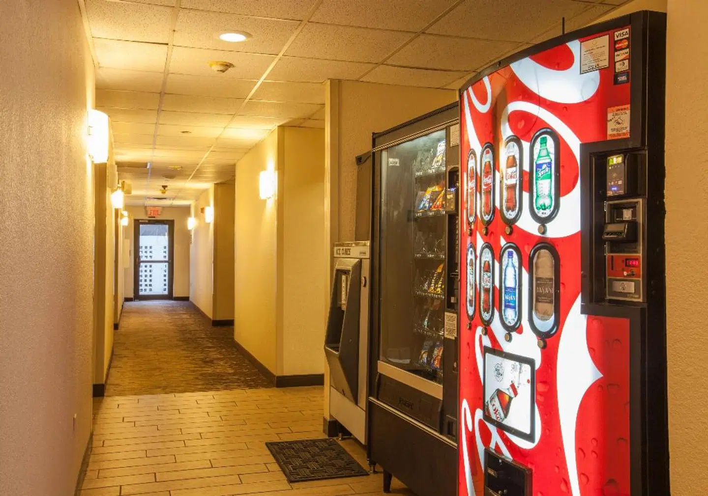 Red Roof Plus Miami Airport LOUNGE_LOBBY
