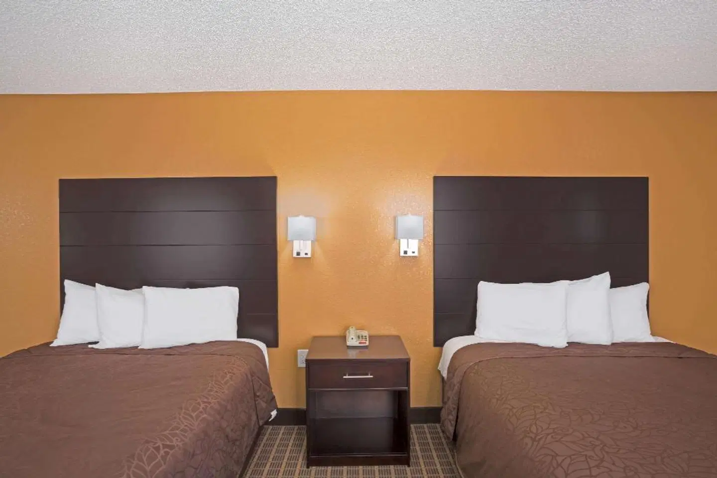 Howard Johnson Williams ROOM_EXAMPLE