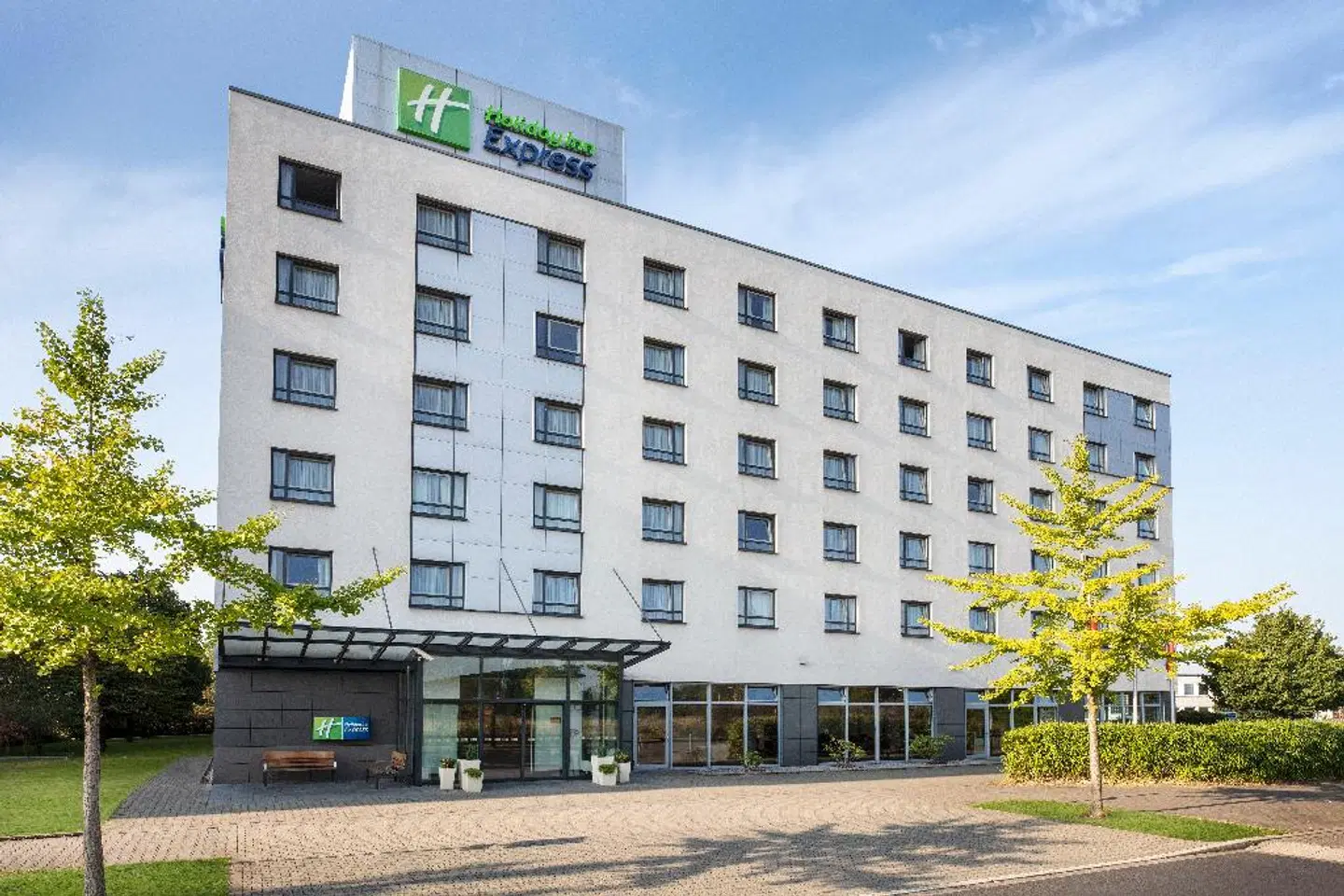 Holiday Inn Express Düsseldorf-Nord EXTERIOR