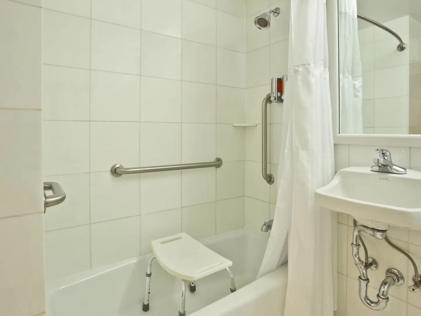 Best Western PLUS Arena Hotel Badezimmer