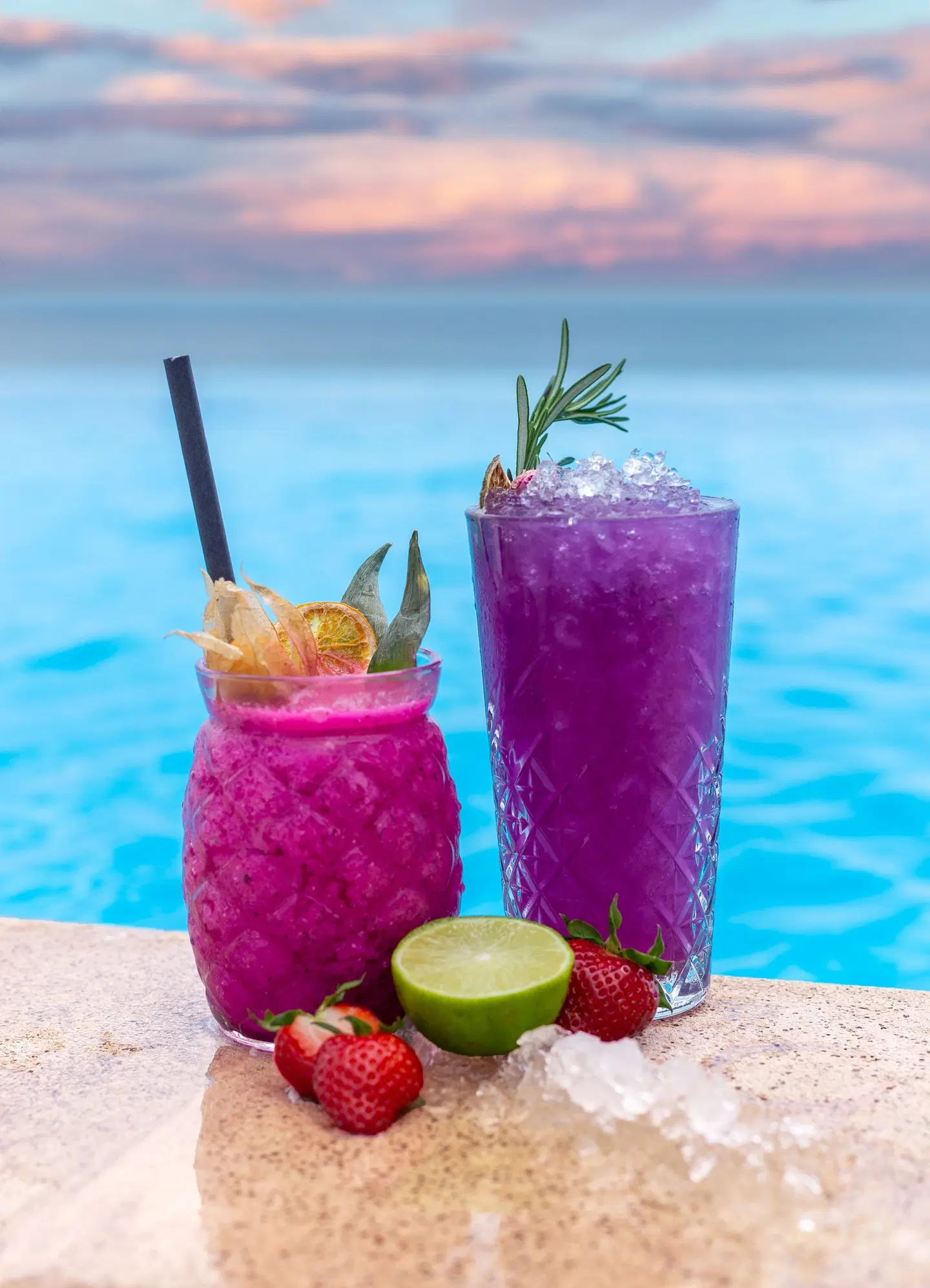 International Hotel Casino & Tower Suites OUTDOOR_POOL