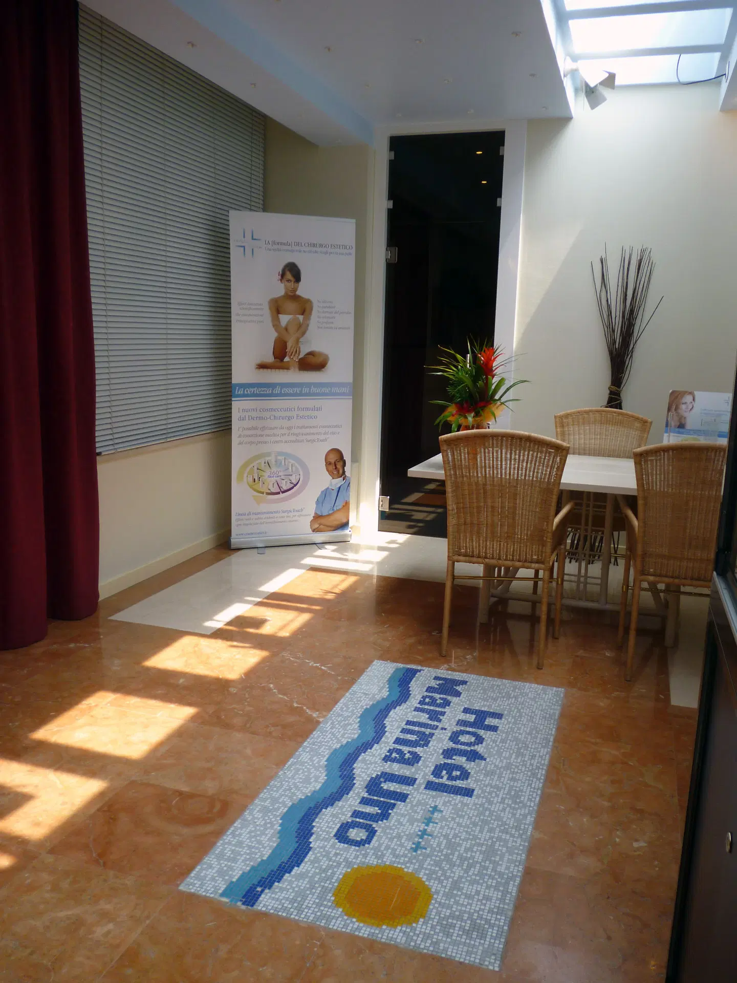 Marina Uno ROOM_EXAMPLE