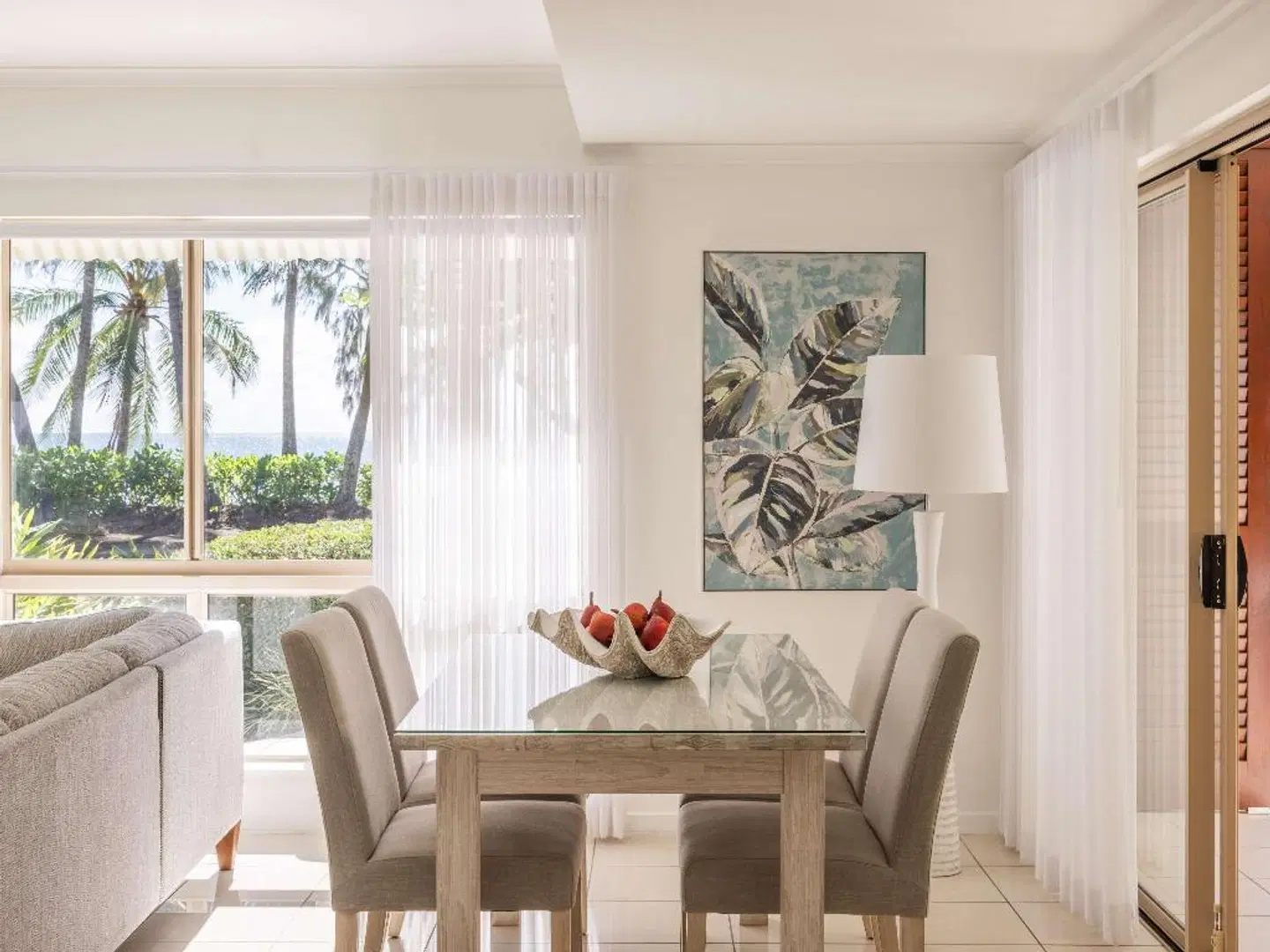 Mantra Amphora ROOM_EXAMPLE