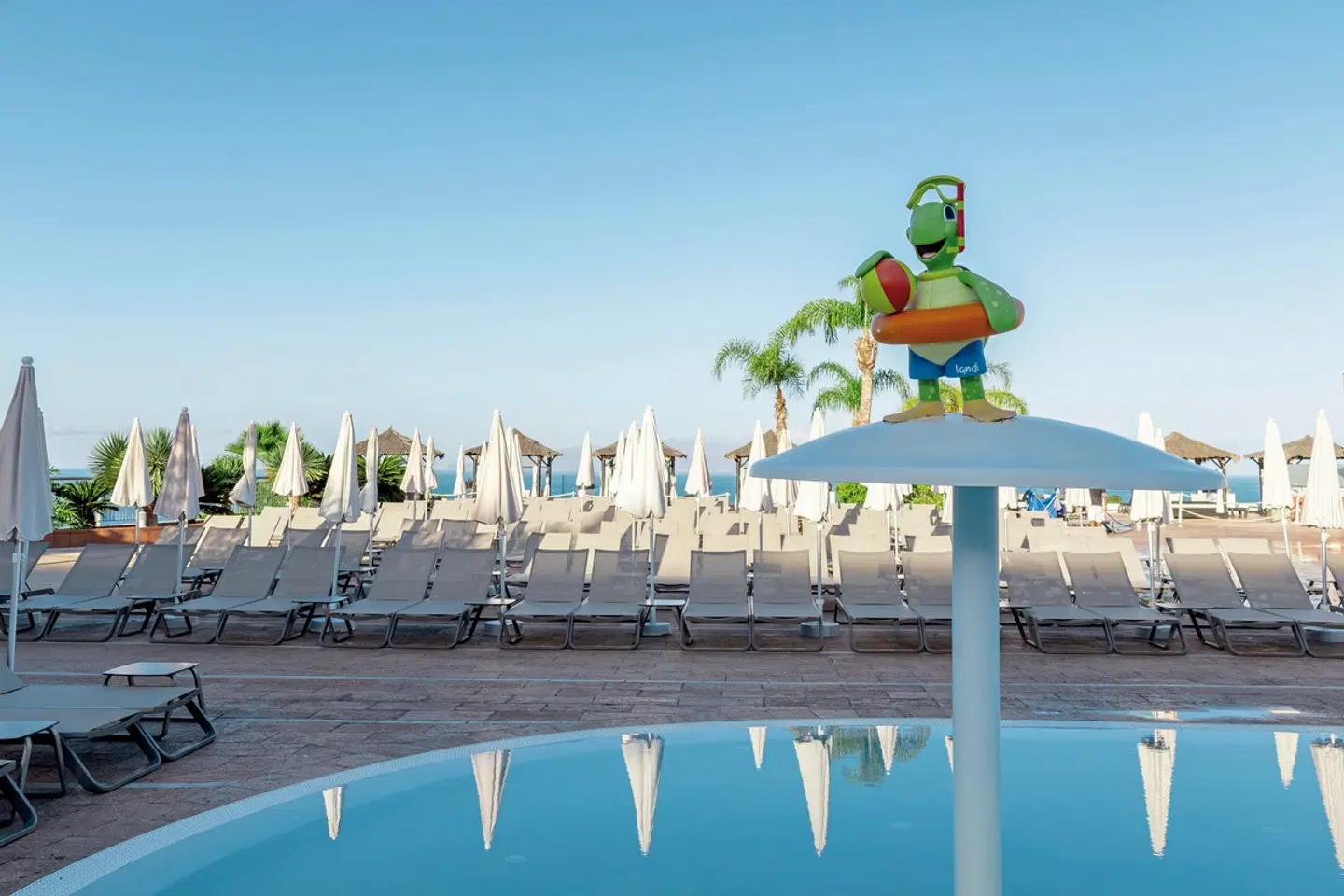 Landmar Costa Los Gigantes Family Resorts OUTDOOR_POOL