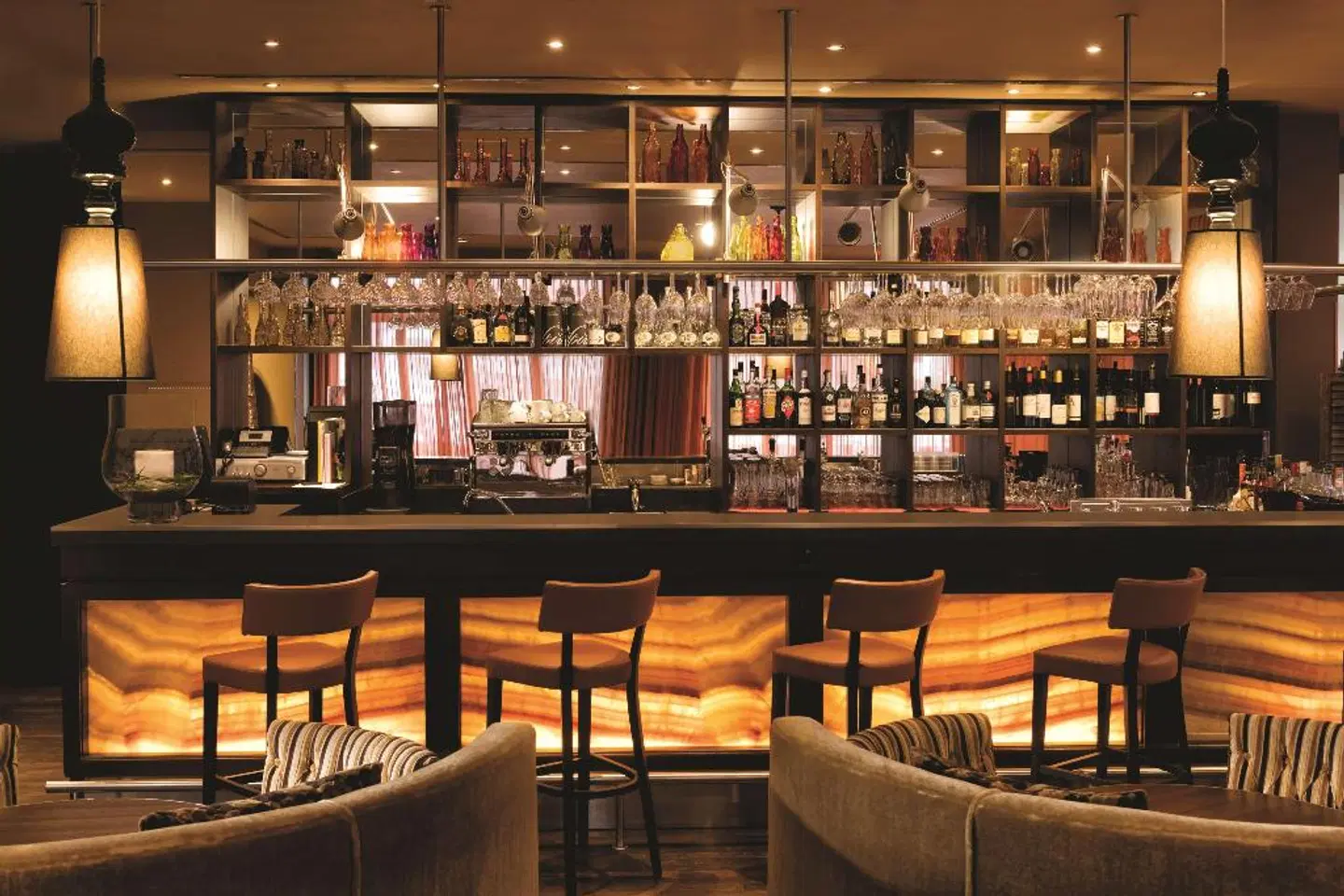 Adina Checkpoint Charlie Bar