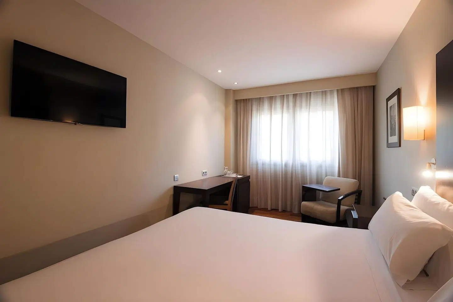 NH Ciudad de Valladolid ROOM_EXAMPLE