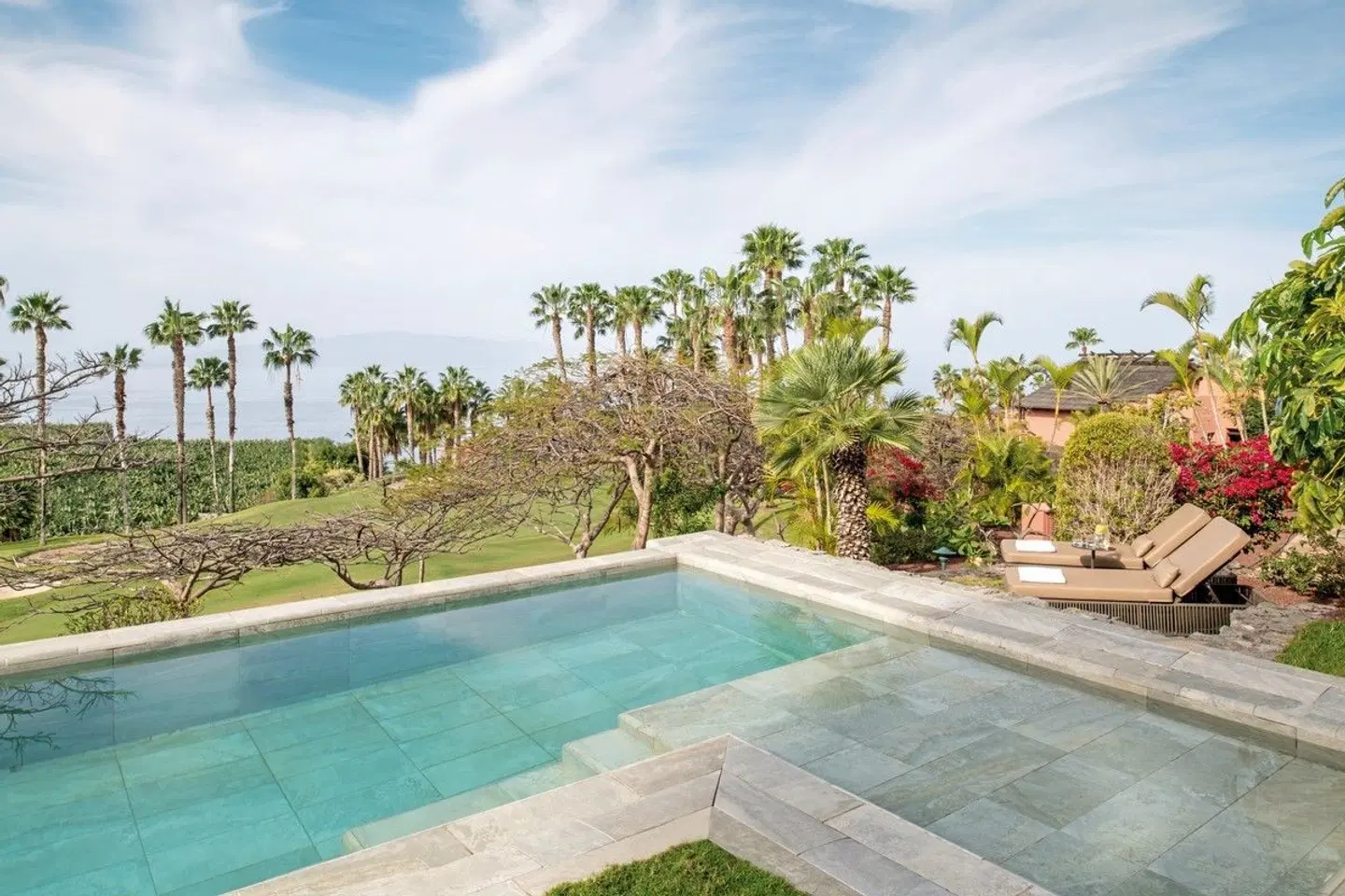 The Ritz-Carlton, Abama OUTDOOR_POOL