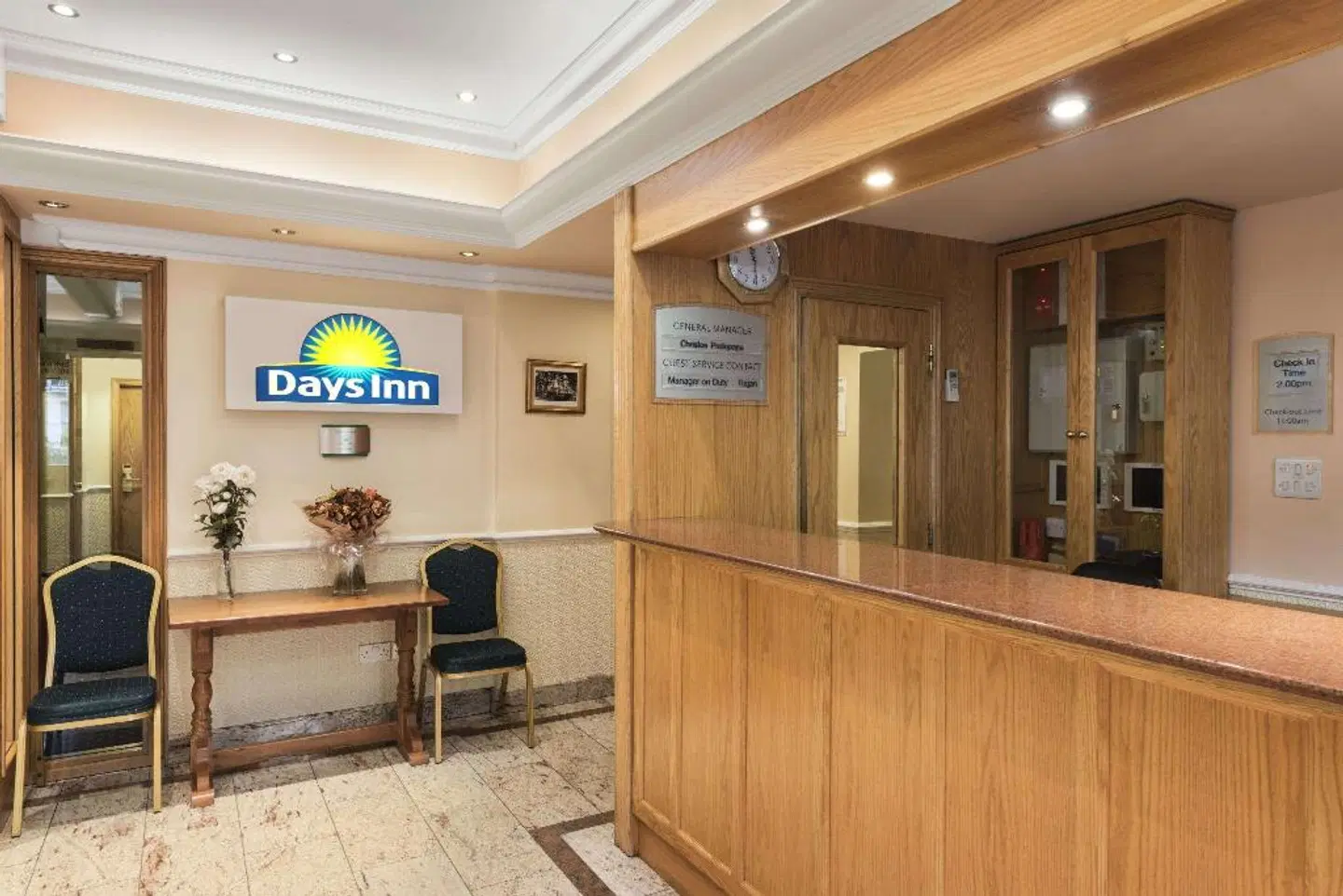 Days Inn by Wyndham London Hyde Park LOUNGE_LOBBY