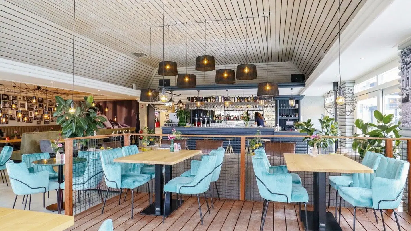 EuroParcs Marina Strandbad Bar