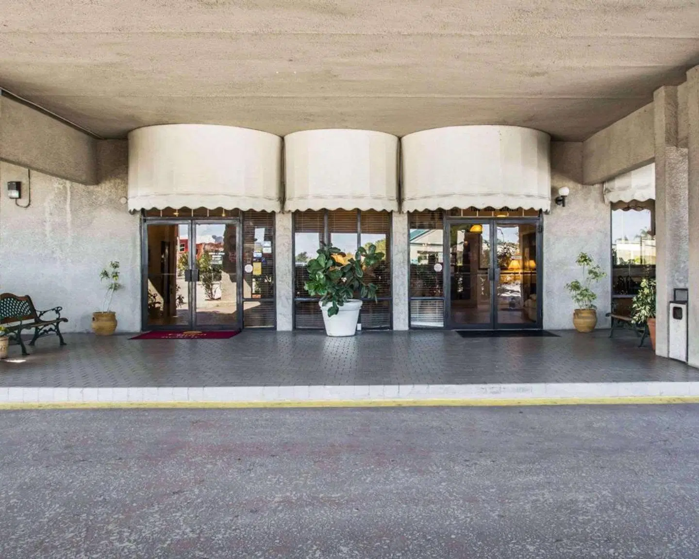 Days Inn by Wyndham Stuart LOUNGE_LOBBY