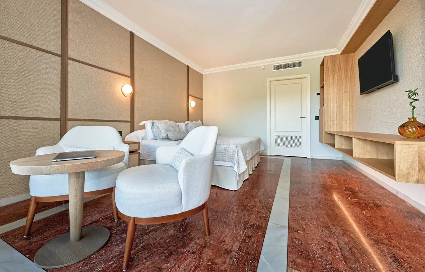 Serrano Palace ROOM_EXAMPLE