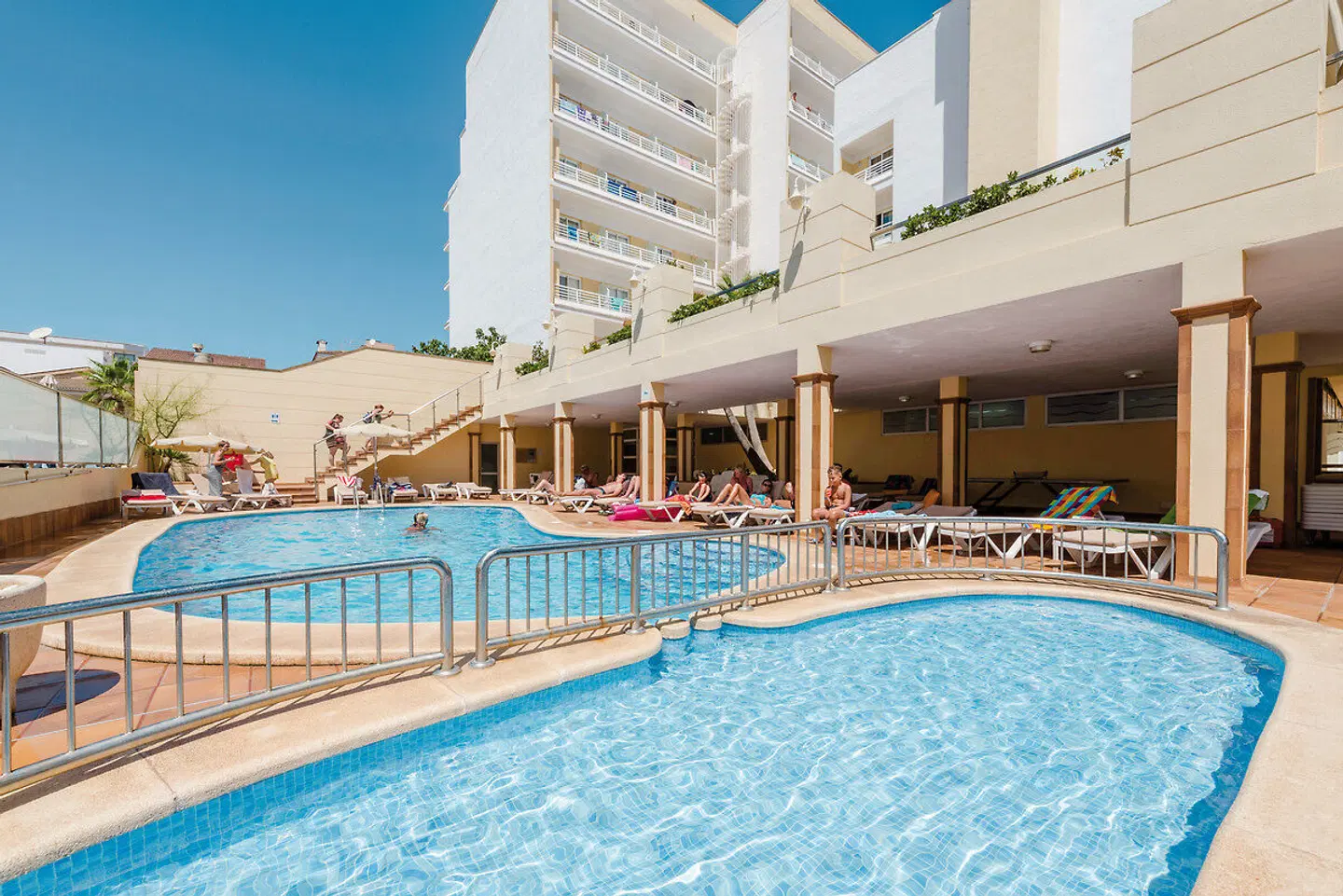 O7 Nordeste Playa OUTDOOR_POOL