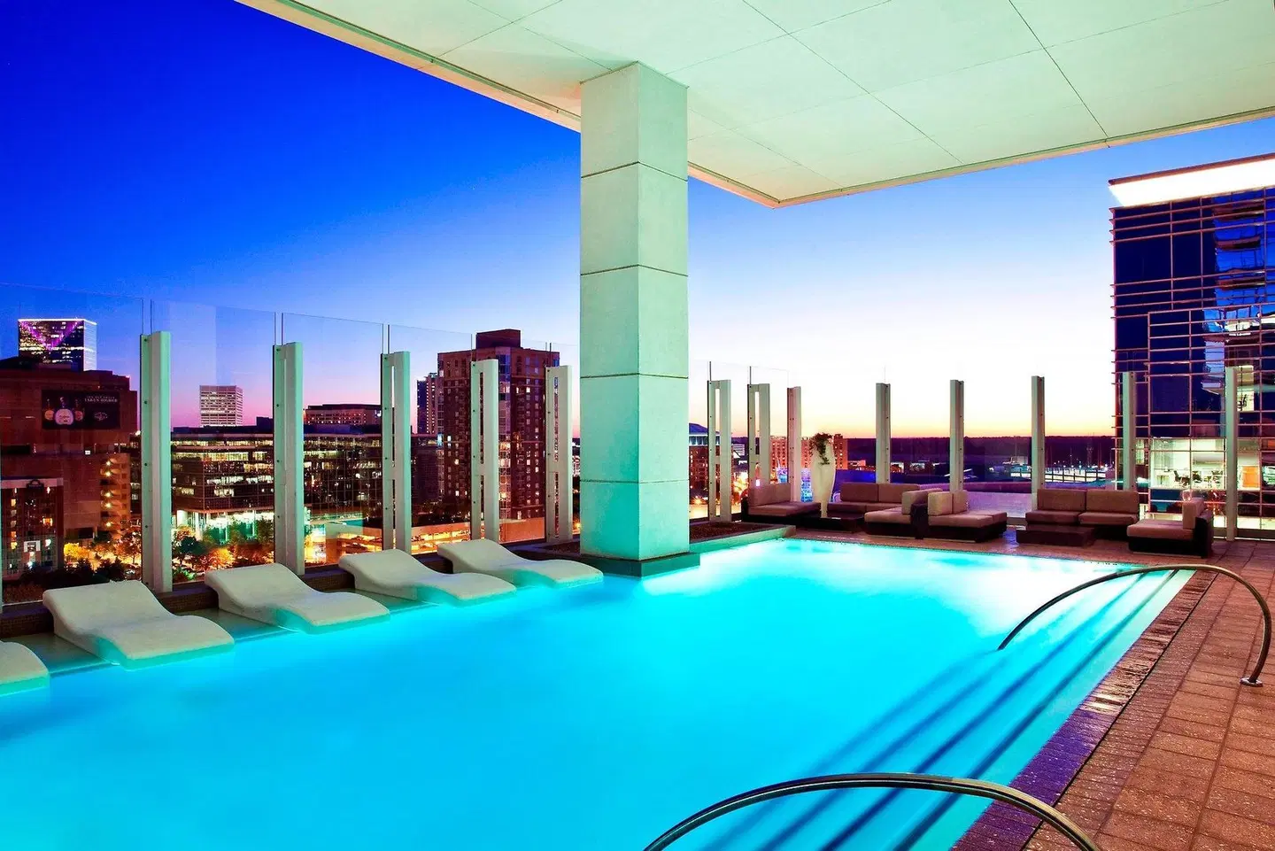 W Atlanta Downtown OUTDOOR_POOL