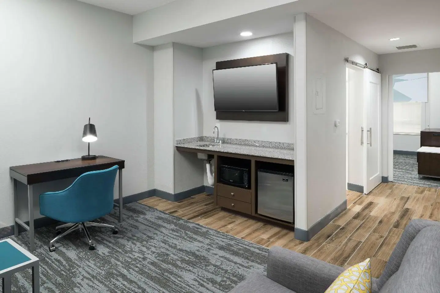 Hampton Inn & Suites Atlanta-Downtown ROOM_EXAMPLE
