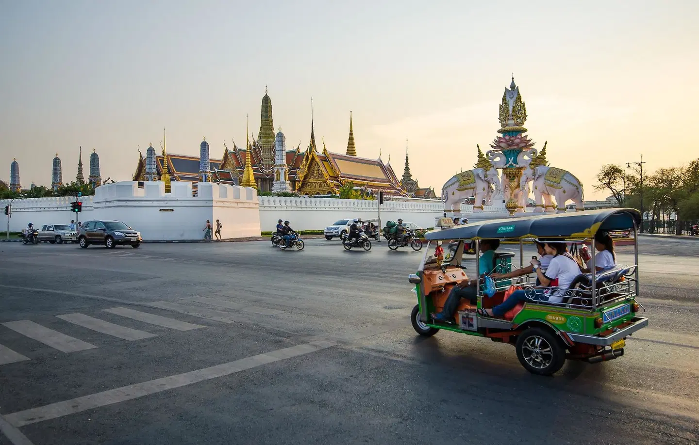 Madi Paidi Bangkok, Autograph Collection SPORTS_AND_LEISURE