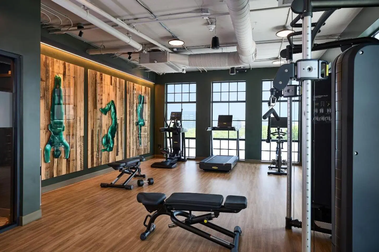 Moxy Charleston Downtown SPORTS_AND_LEISURE