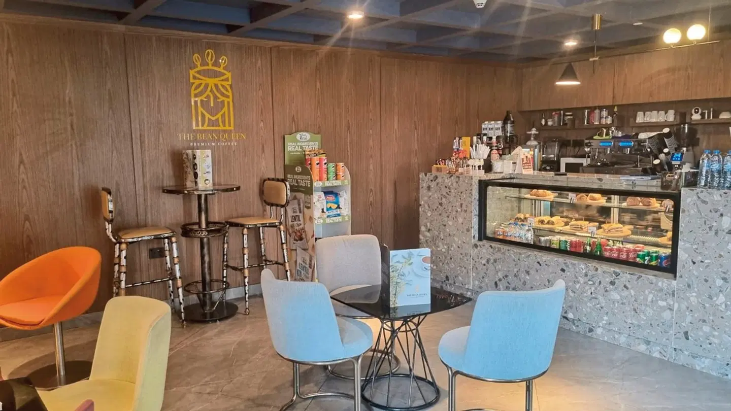 Millennium Central Downtown Bar