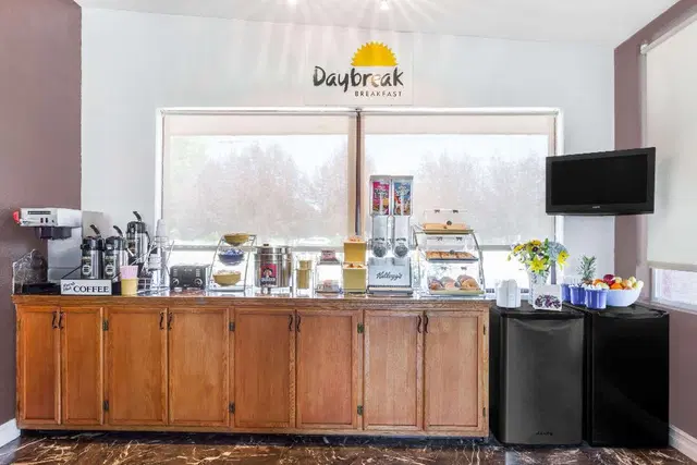 Days Inn by Wyndham Burns LOUNGE_LOBBY