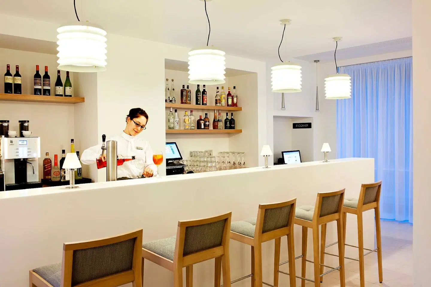 NH Frankfurt Messe Bar