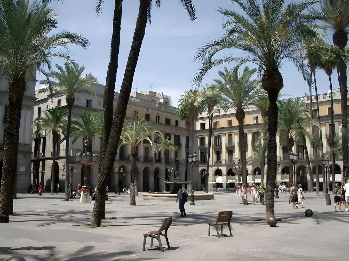 Roma Reial SPORTS_AND_LEISURE