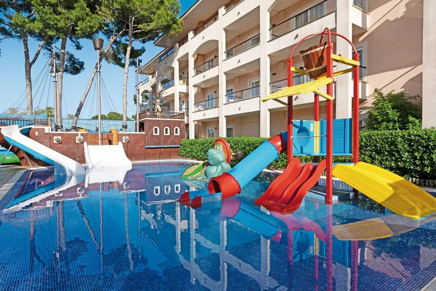 VIVA Blue & Spa SPORTS_AND_LEISURE