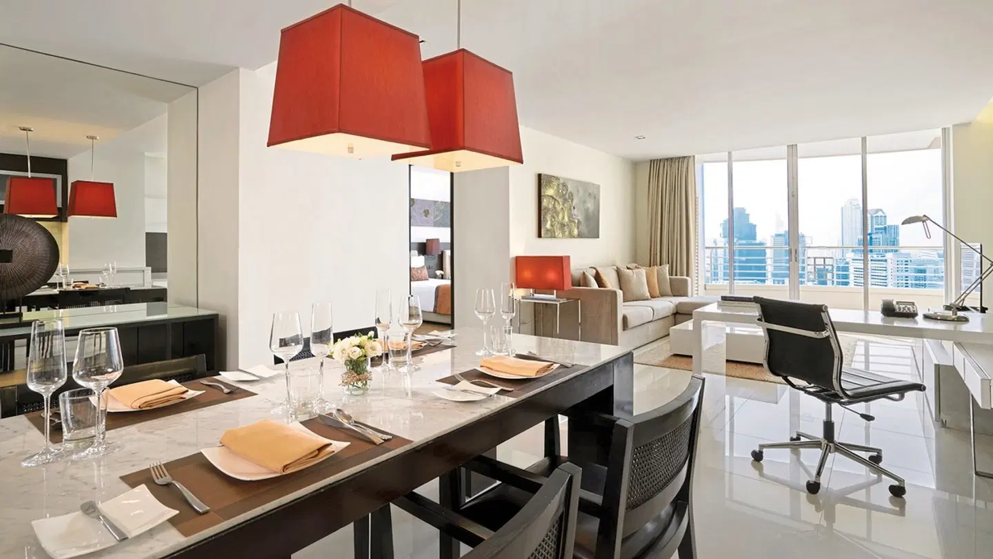 JC Kevin Sathorn Bangkok Hotel Restaurant