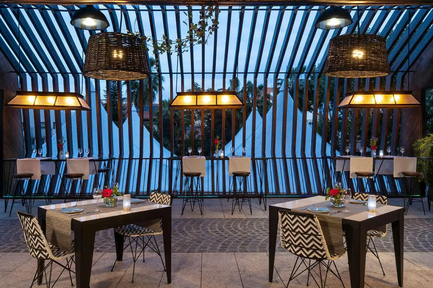 NH Madrid Ventas Bar