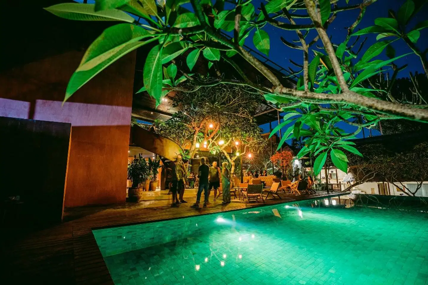 Pertiwi Resort & Spa Hallenbad