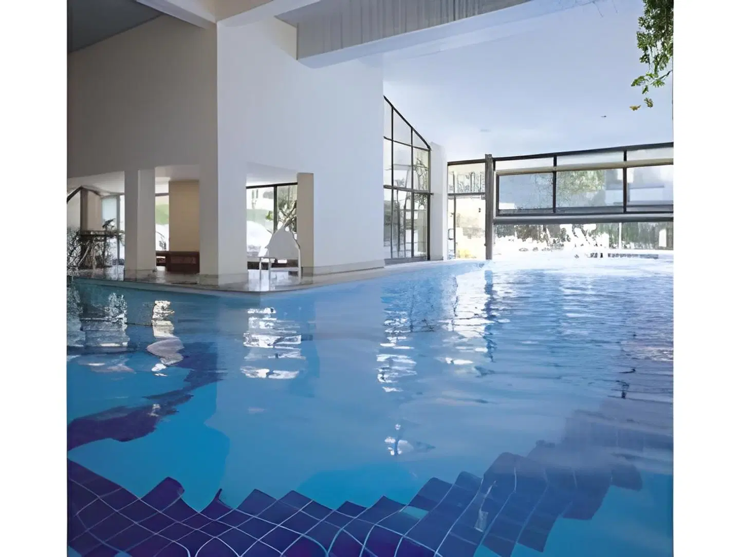 Du Lac et Bellevue Hallenbad