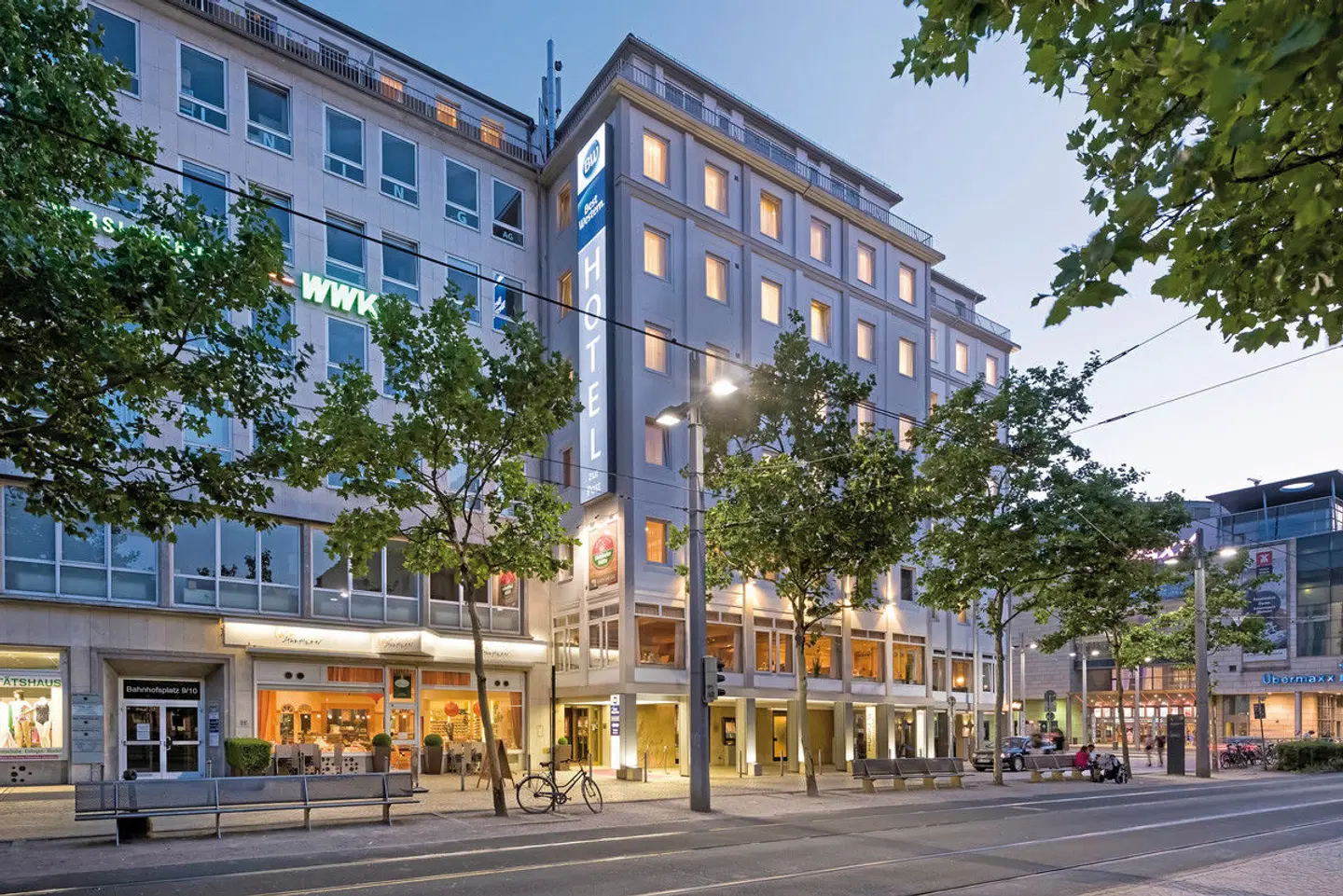 Best Western Hotel zur Post EXTERIOR