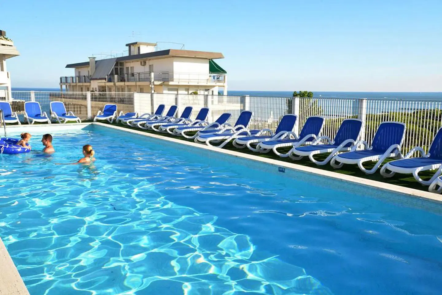 La Fenice and Siesta Hotel OUTDOOR_POOL