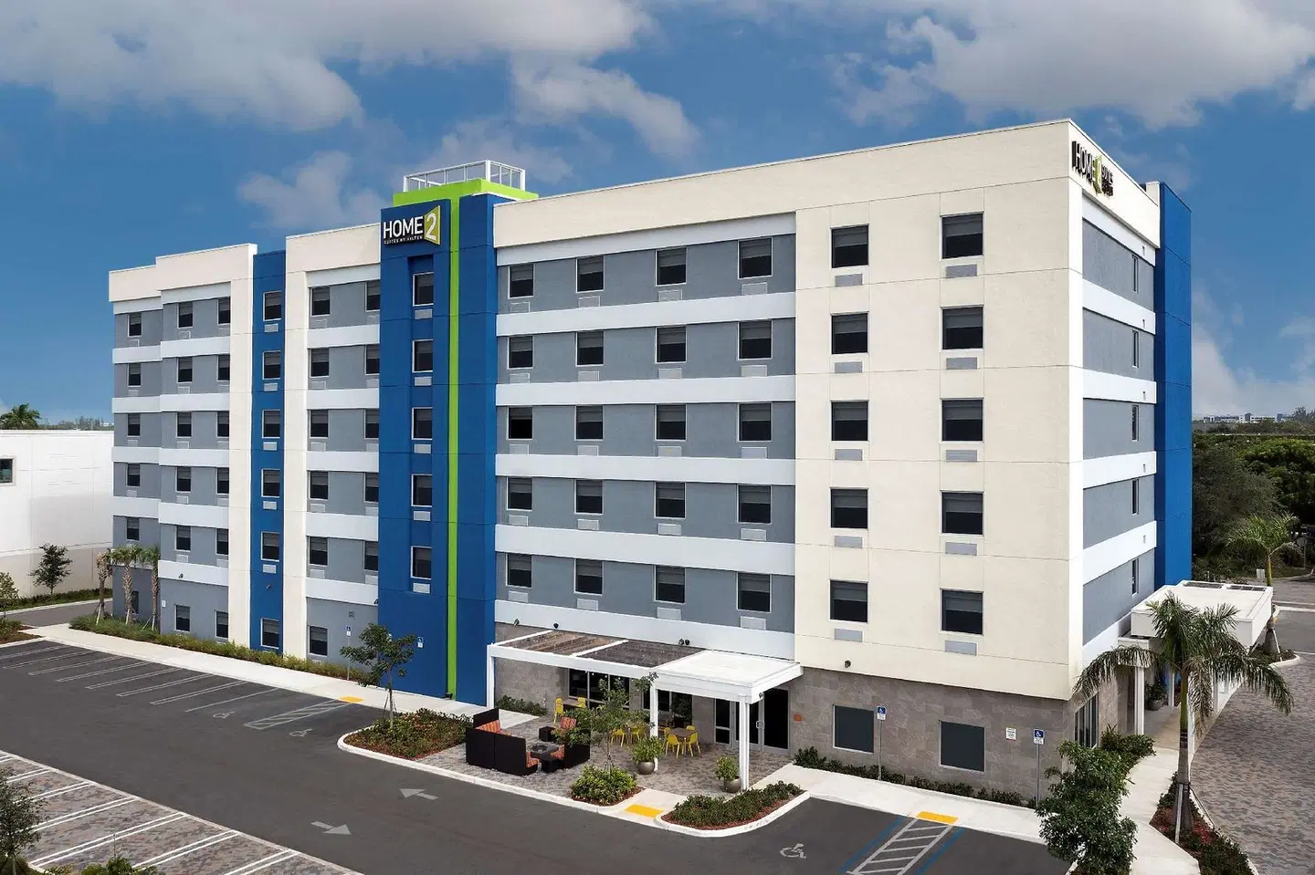 Home2 Suites by Hilton Miami Doral West Airport EXTERIOR