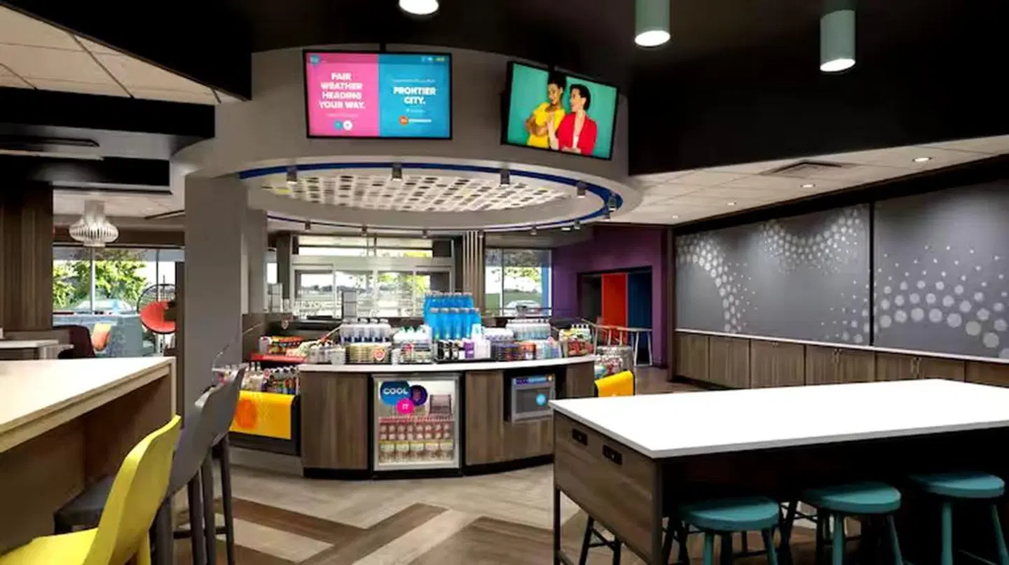 Tru By Hilton Miramar Bar