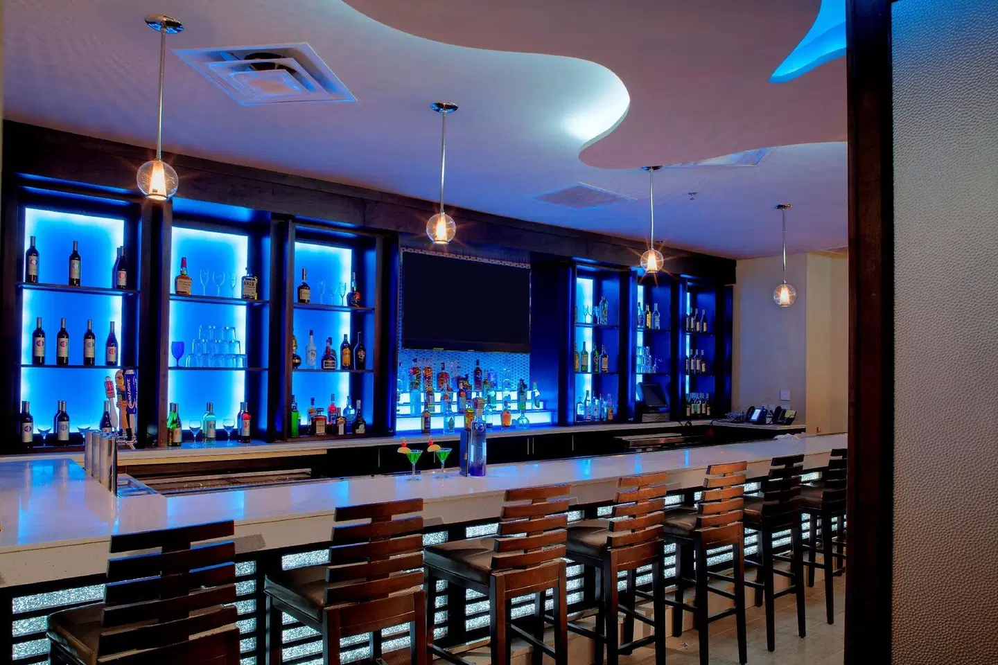 DoubleTree by Hilton Hotel Jacksonville Airport Bar