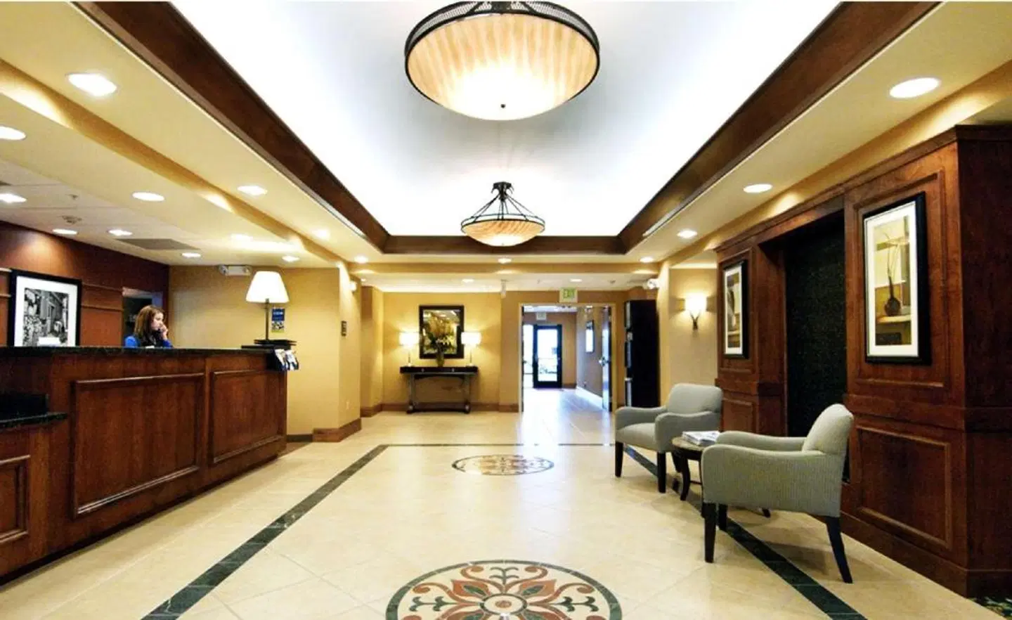 Hampton Inn & Suites Seal Beach LOUNGE_LOBBY