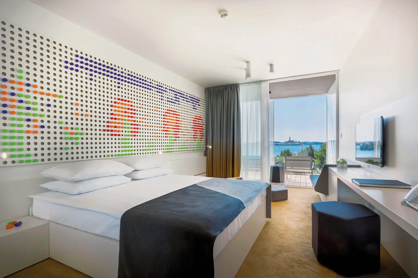 Family Hotel Amarin ROOM_EXAMPLE