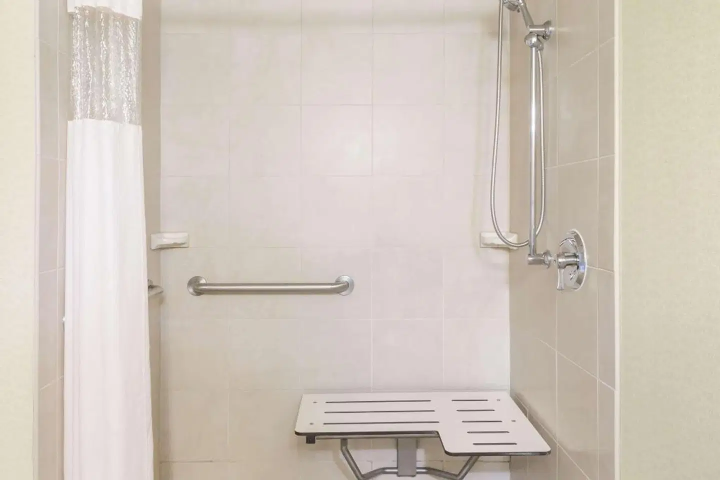 Wingate by Wyndham Richmond Short Pump Badezimmer