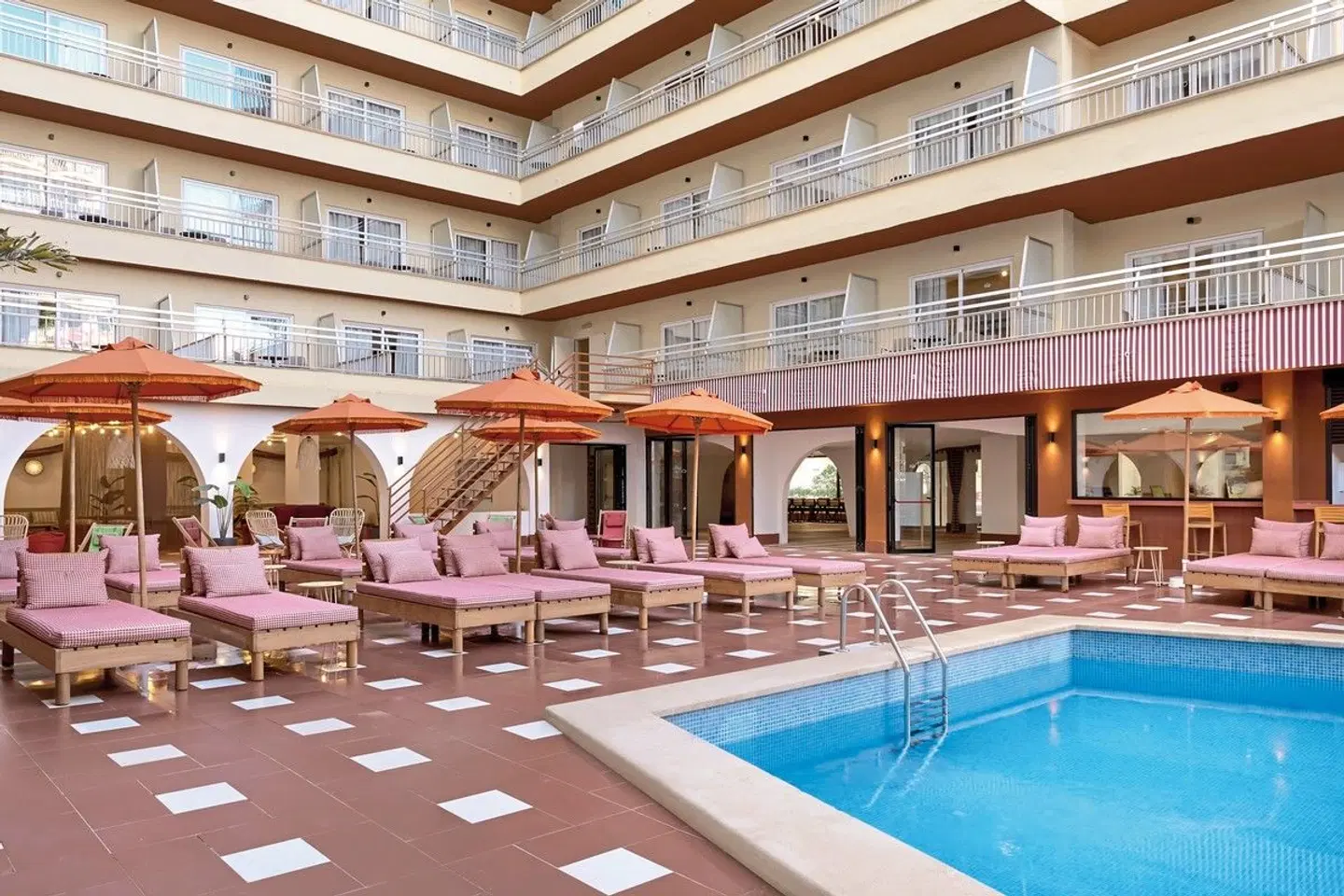 tent Bahia de Palma OUTDOOR_POOL