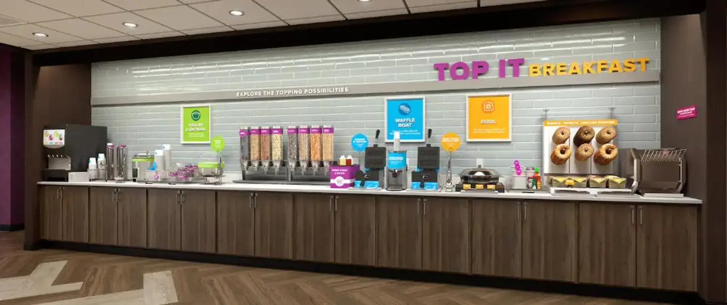 Tru by Hilton Port St. Lucie, FL Bar